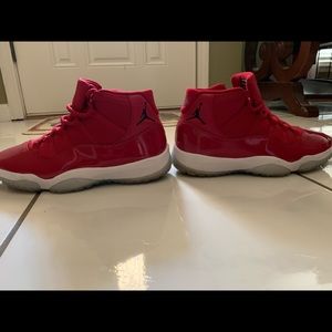 Jordan 11s